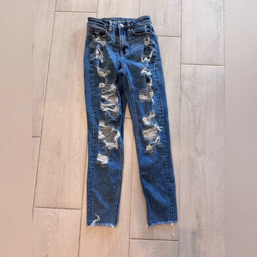 American Eagle Outfitters Ripped Blue Denim Jeans, Stretch - Picture 5 of 13